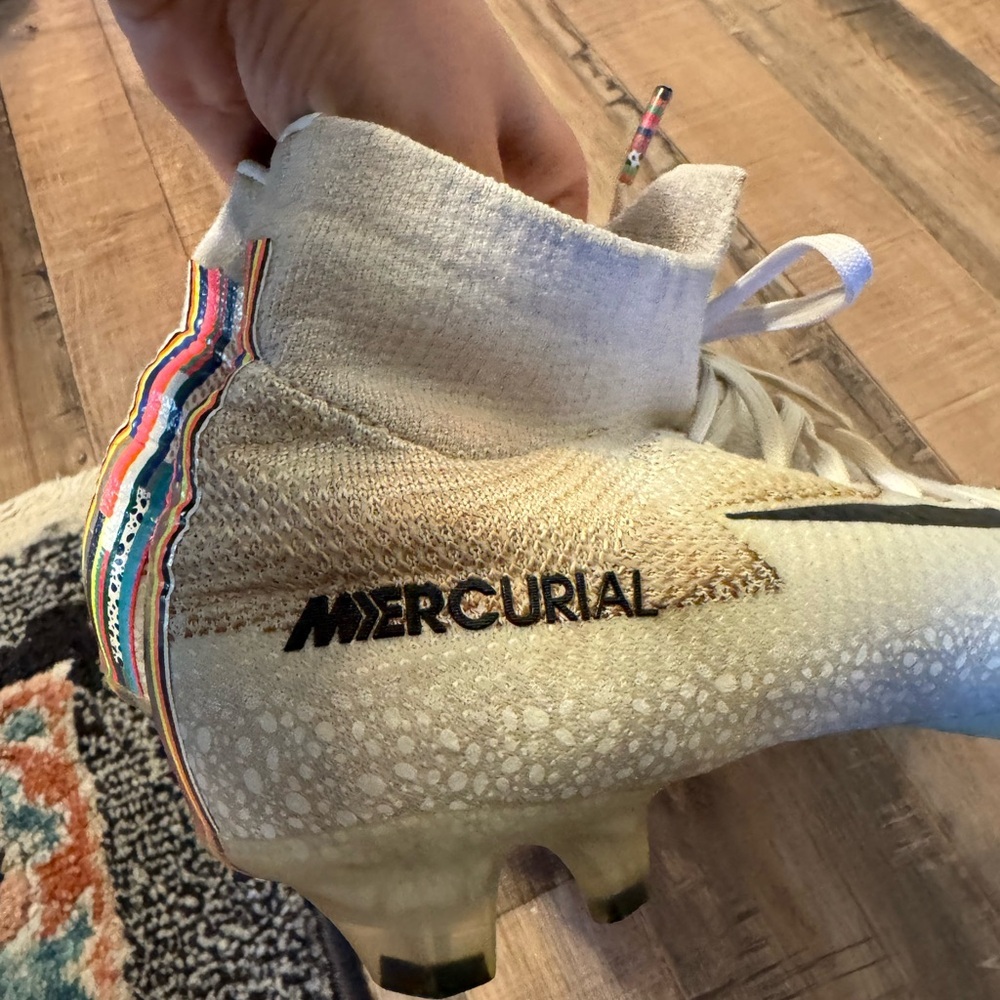 Nike Mercurial Superfly 6 Elite Fly Knit Colorful Stripe Lace Up Soccer Cleats 8 - Picture 4 of 9